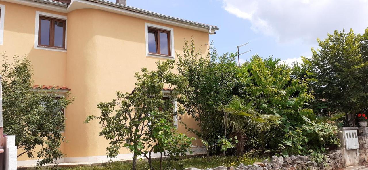 Ferienwohnung Apartman Paola Malinska Exterior foto