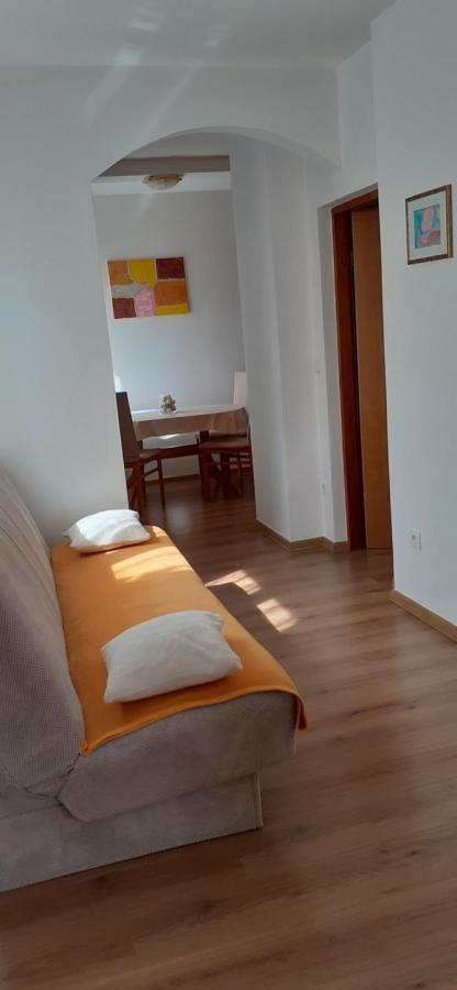 Ferienwohnung Apartman Paola Malinska Exterior foto